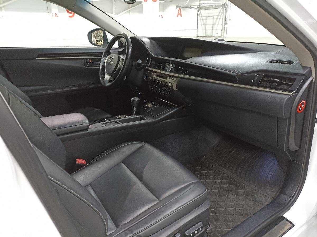 Lexus ES 250, 2013 Фото №11