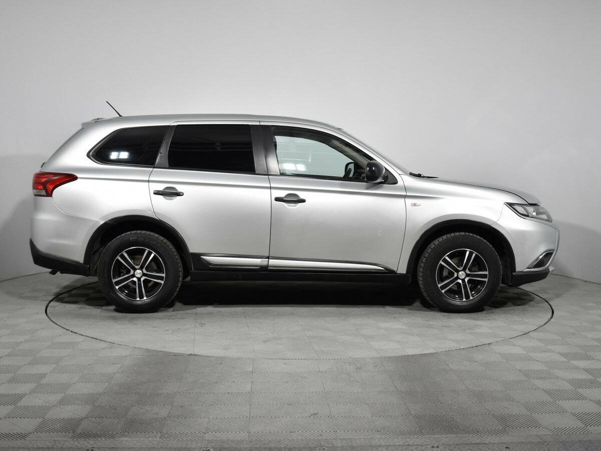 Mitsubishi Outlander, 2015 - 266 000 км. | Фото №4