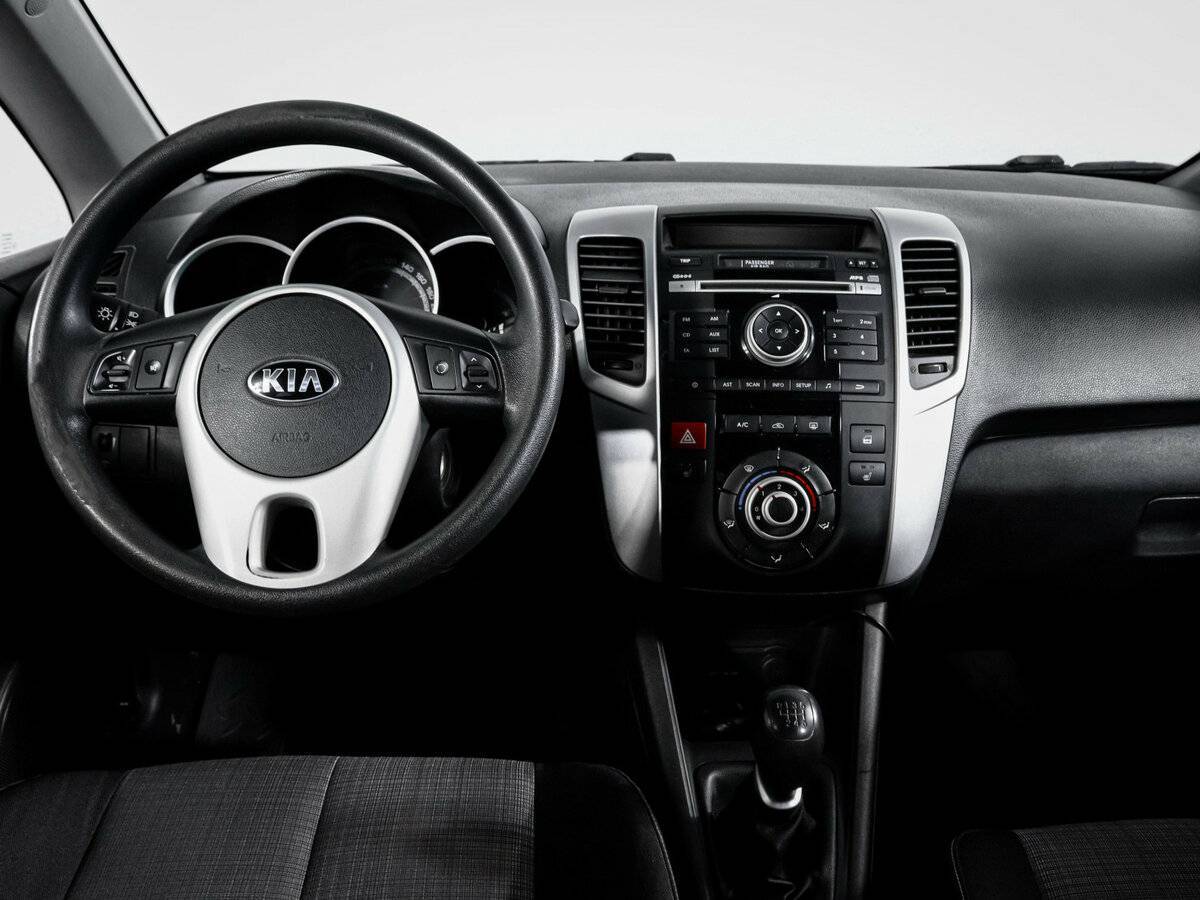 Kia Venga, 2013 Фото №9