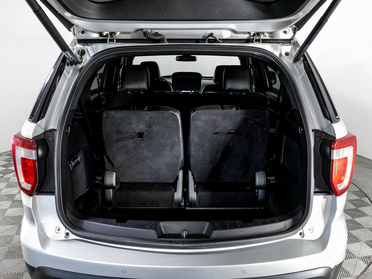 Ford Explorer V Рестайлинг, 2018 Фото №14
