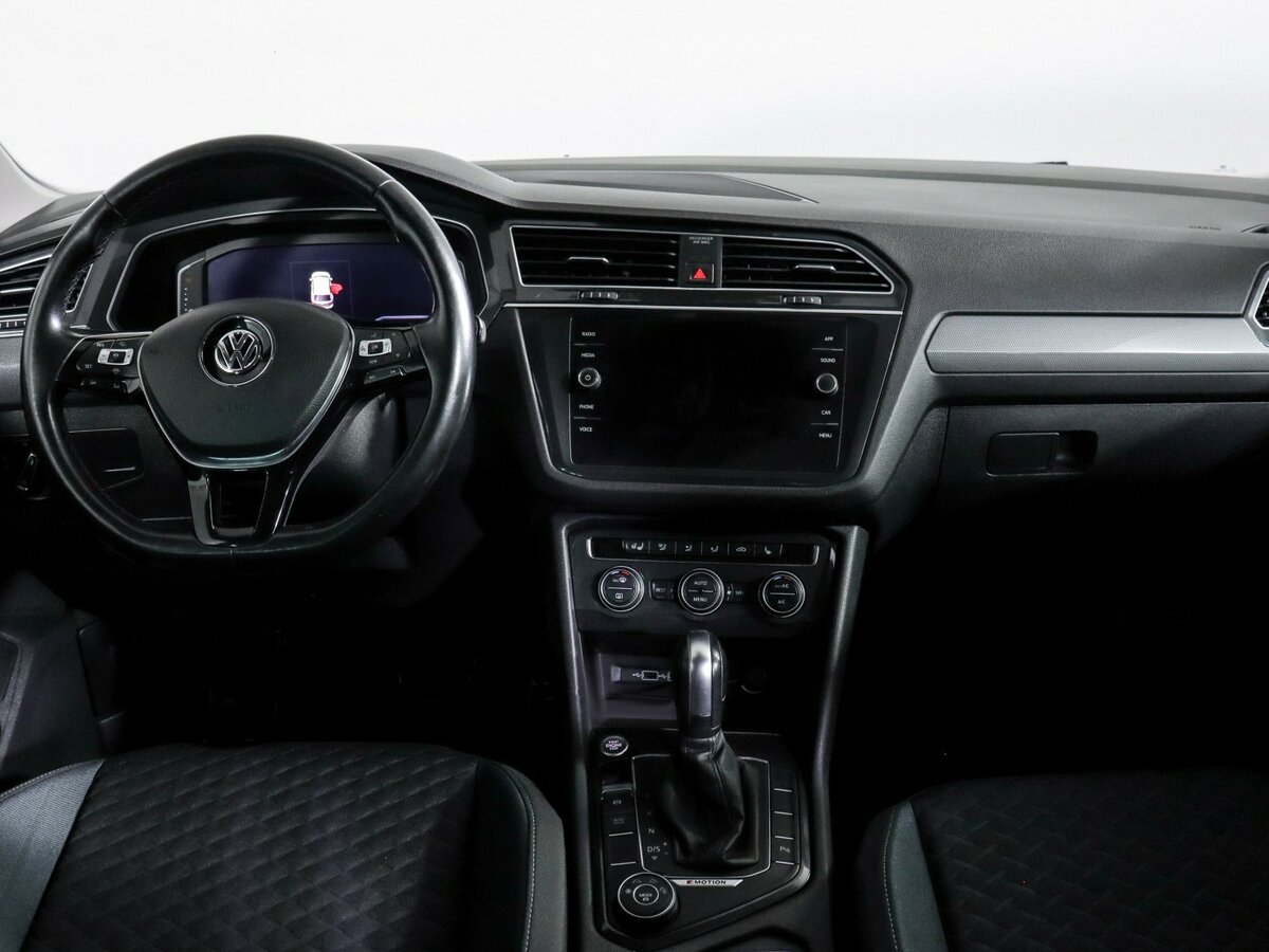 Volkswagen Tiguan II, 2020 Фото №10