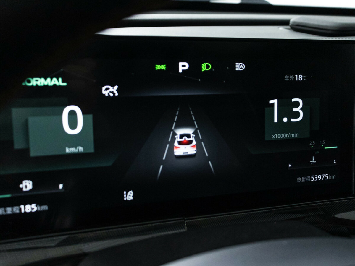 Changan UNI-T I, 2021 Фото №12