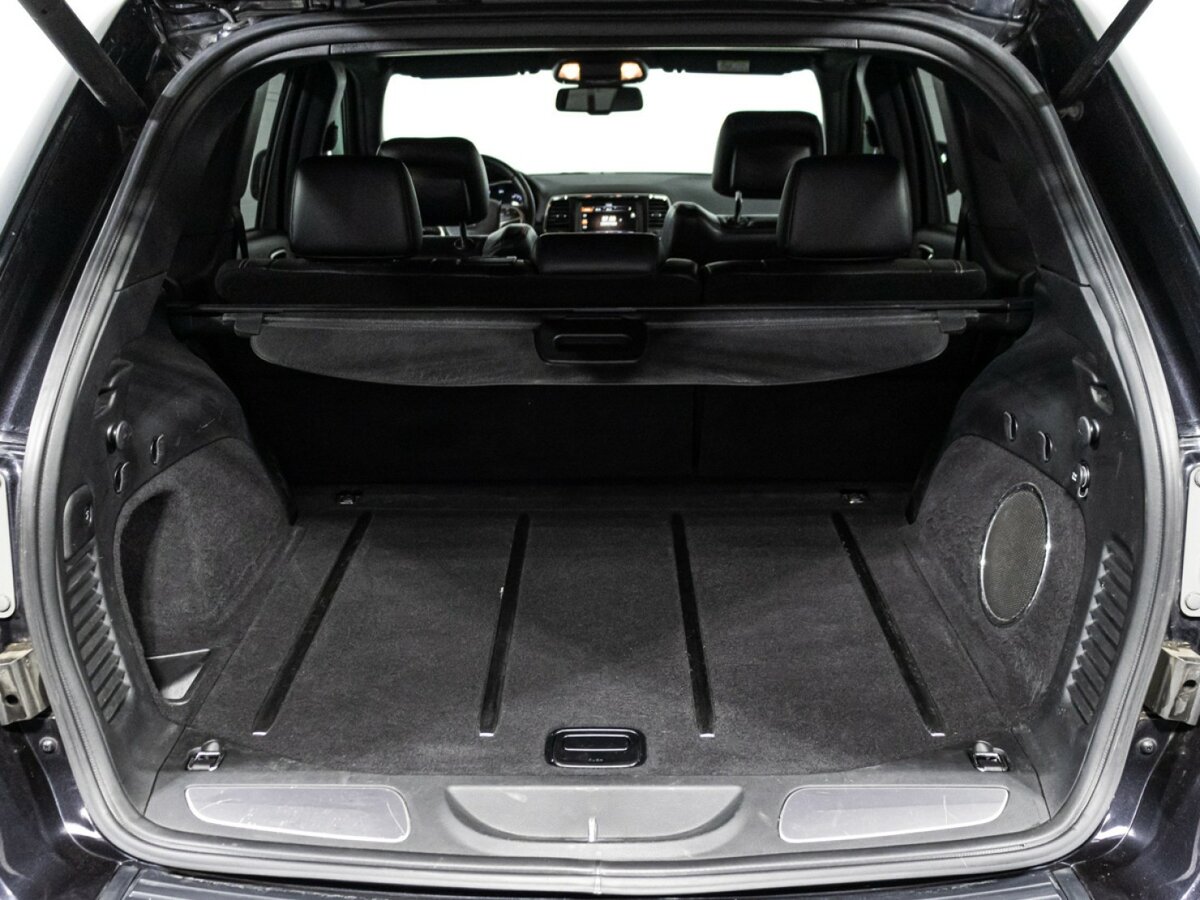 Jeep Grand Cherokee IV (WK2) Рестайлинг, 2015 Фото №14