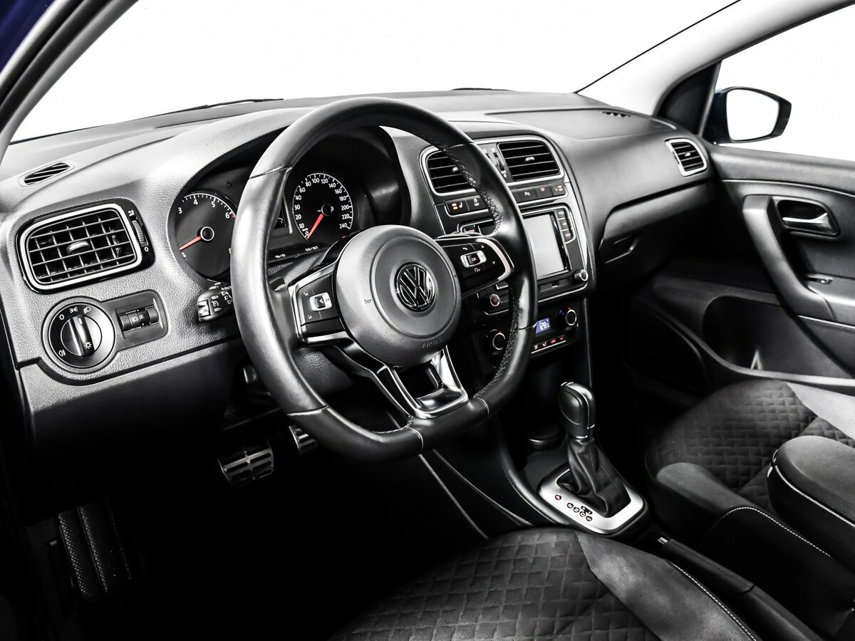 Volkswagen Polo V Рестайлинг, 2018 Фото №11