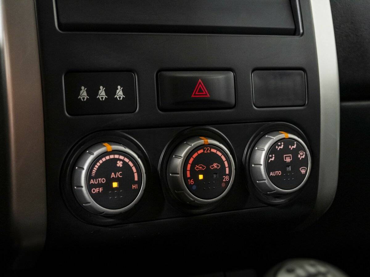 Nissan X-Trail II Рестайлинг, 2014 Фото №14