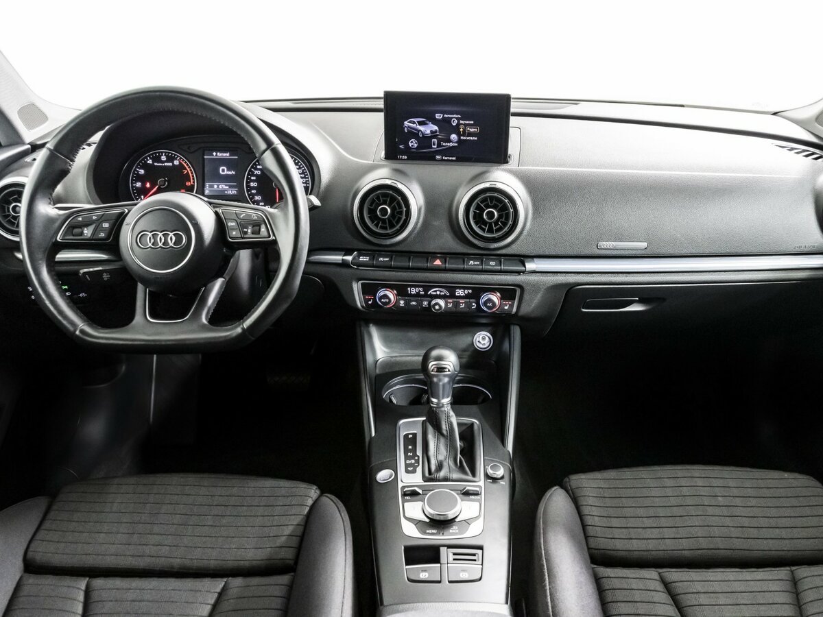 Audi A3 III (8V) Рестайлинг, 2018 Фото №12