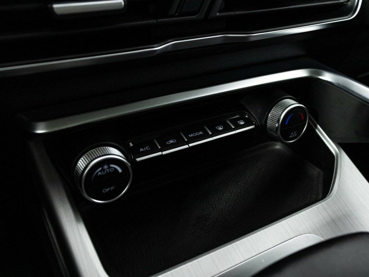 Geely Coolray I, 2022 Фото №16