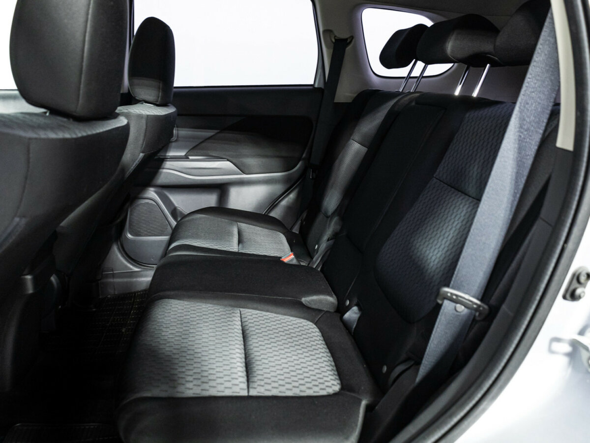 Mitsubishi Outlander III, 2013 - 228 388 км. | Фото №8