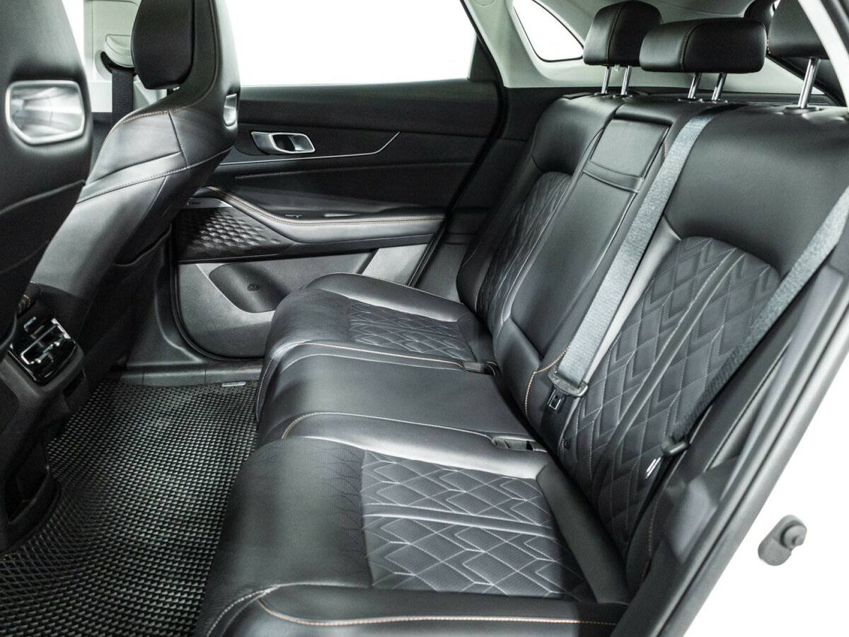 Changan UNI-K, 2022 Фото №8