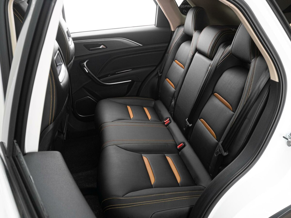 FAW Bestune T77 I, 2023 Фото №12