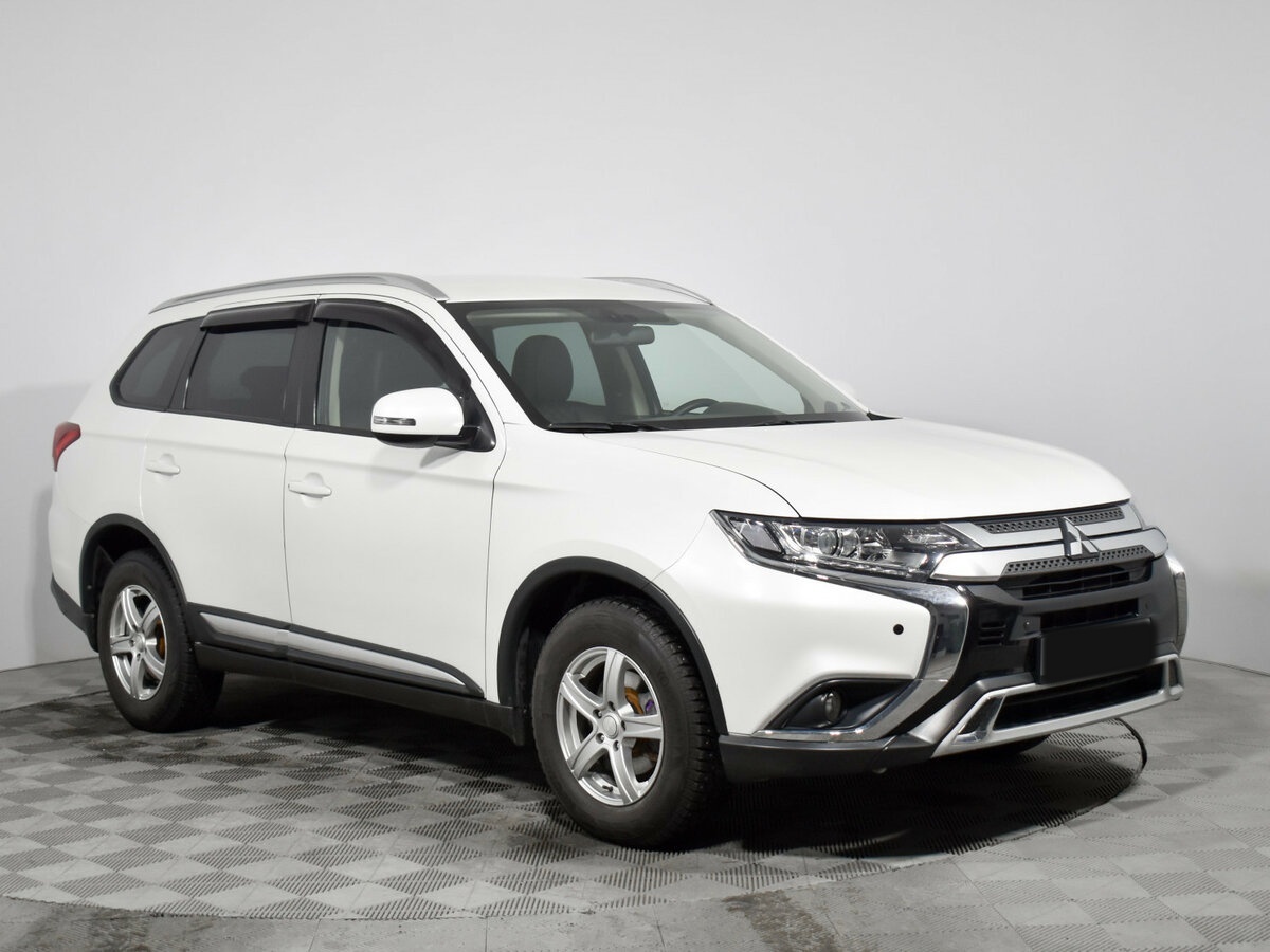 Mitsubishi Outlander III Рестайлинг 3, 2019 - 70 374 км. | Фото №3