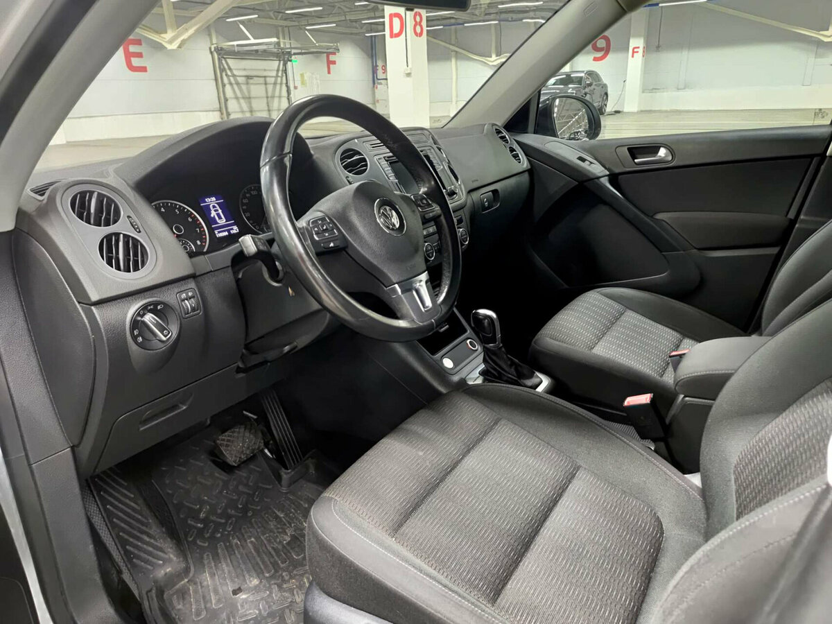 Volkswagen Tiguan I Рестайлинг, 2016 Фото №16