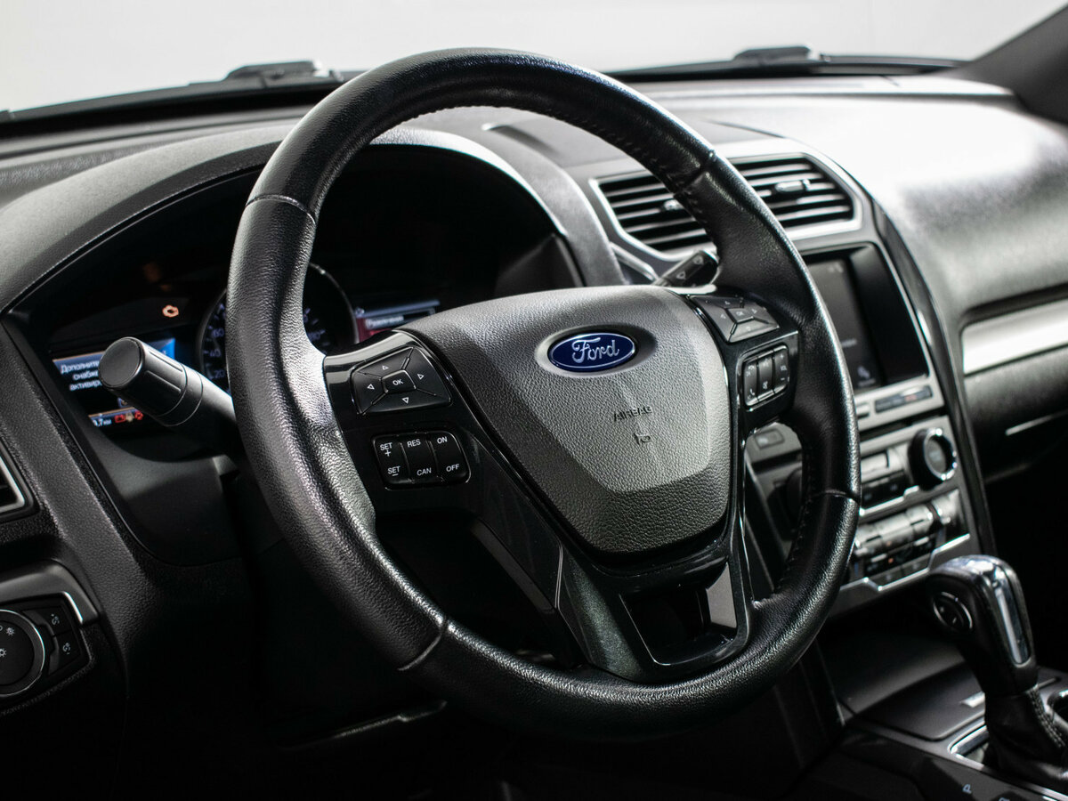 Ford Explorer V Рестайлинг 2, 2018 Фото №14