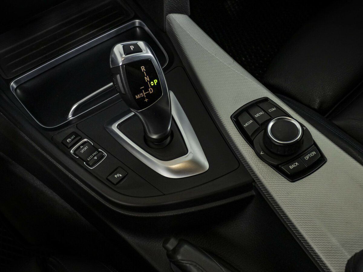 BMW 3 серии 320d VI (F3x) Рестайлинг, 2018 Фото №15