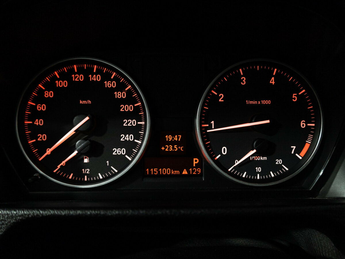 BMW X1 20i I (E84) Рестайлинг, 2013 Фото №12