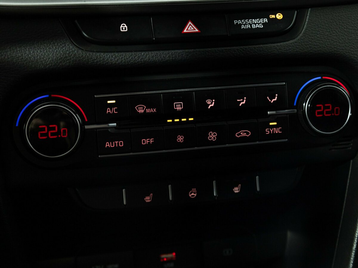 Kia Ceed III Рестайлинг, 2022 Фото №16