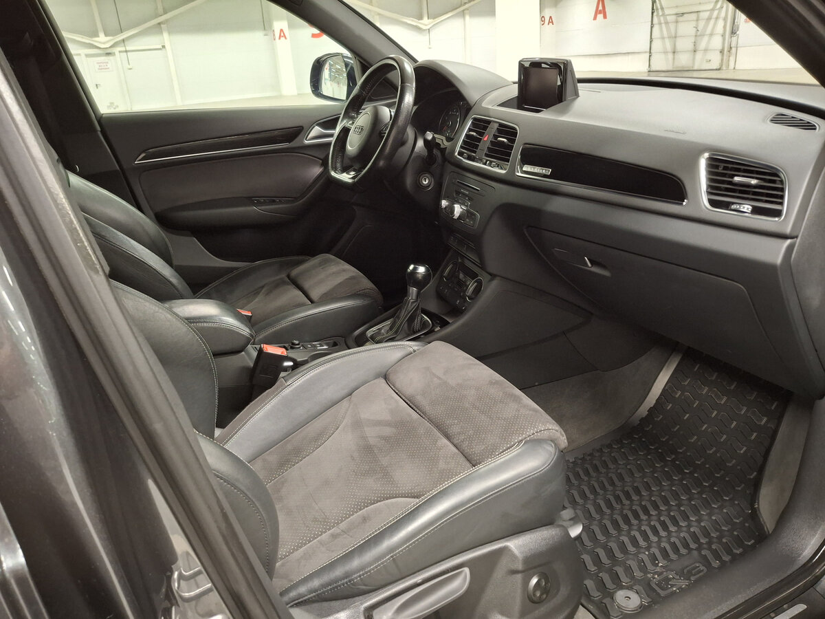 Audi Q3 I (8U) Рестайлинг, 2017 Фото №11