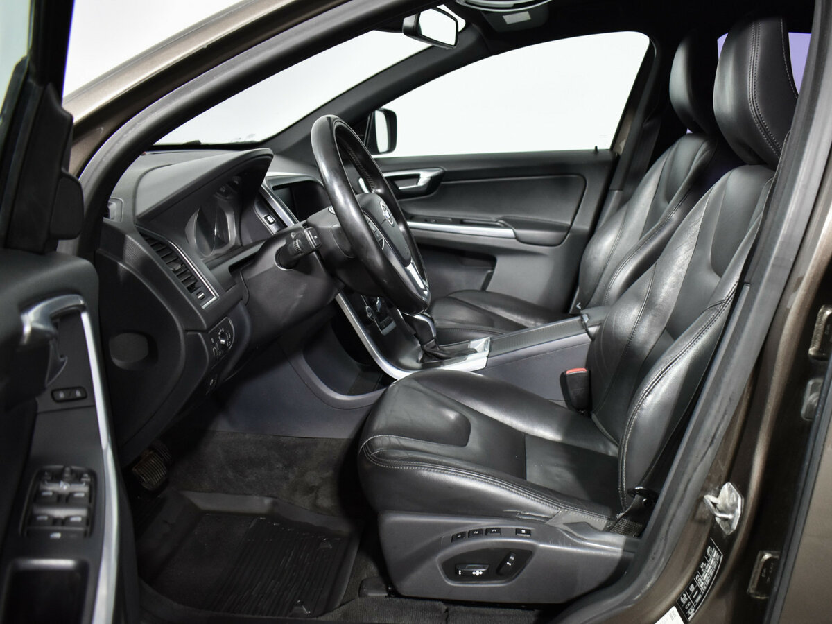 Volvo XC60 I Рестайлинг, 2014 Фото №10