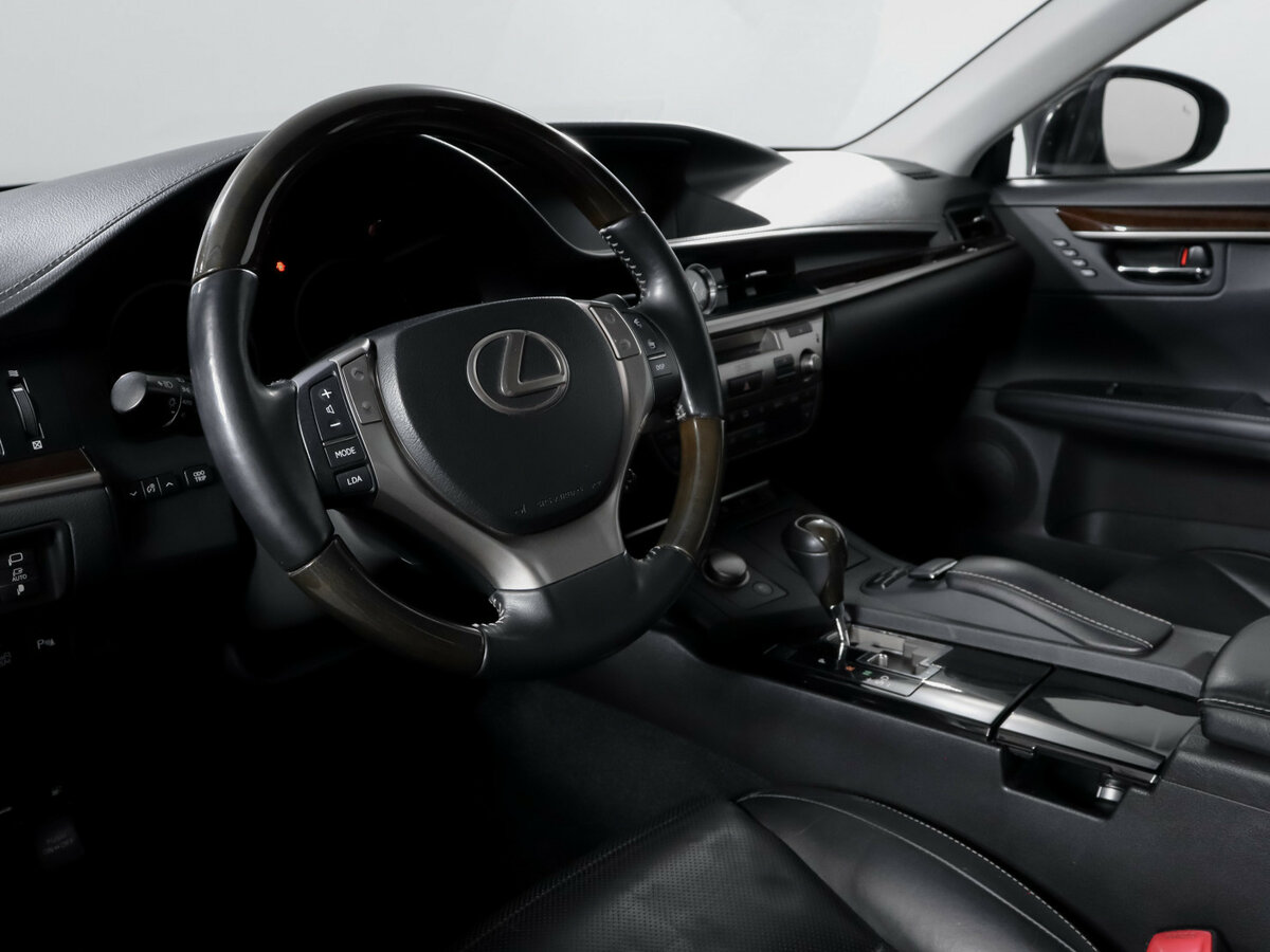 Lexus ES 350 VI, 2012 Фото №13