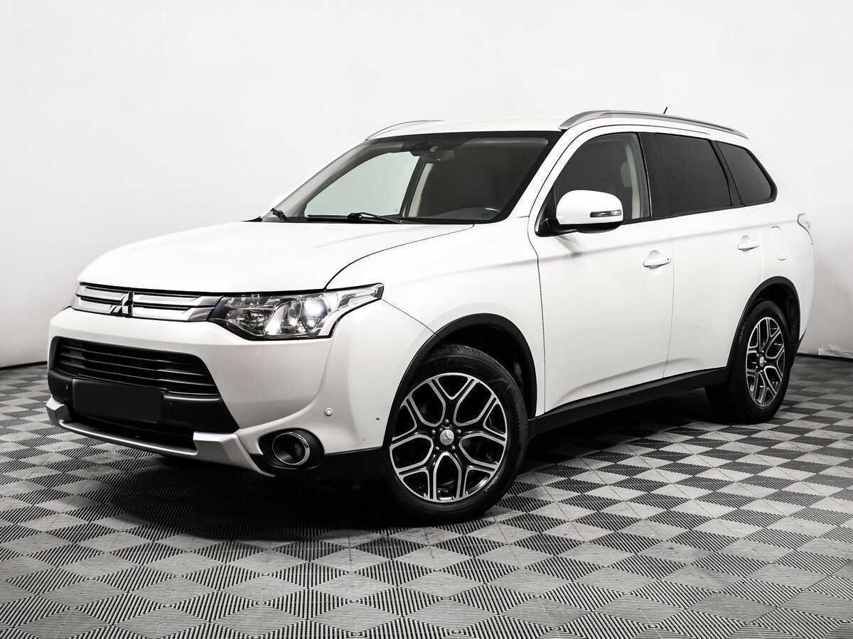 Mitsubishi Outlander, 2015 - 102 514 км. | Фото №1